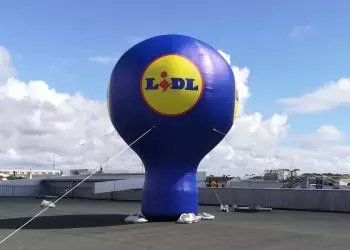 montgolfière auto-ventilée lidl sur le toit