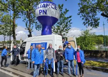 montgolfière auto-ventilée sur toit voiture pour manifestation